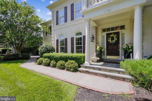 18549 Sandpiper Pl, Leesburg, VA 20176-3914