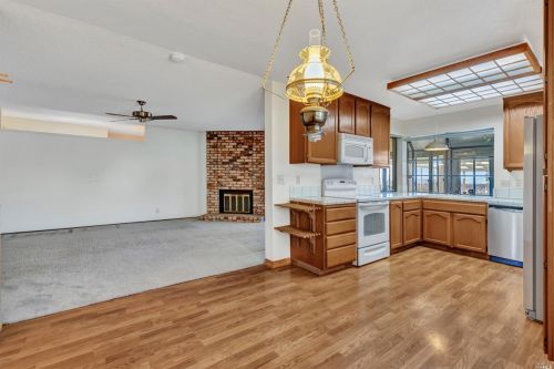 833 Clifton Ct, Benicia, CA 94510-3639