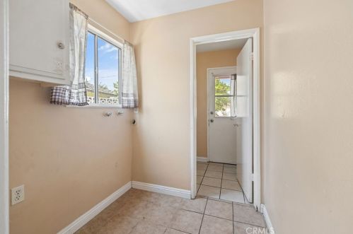1533 Laster Ave, Anaheim CA  92802-2712 exterior