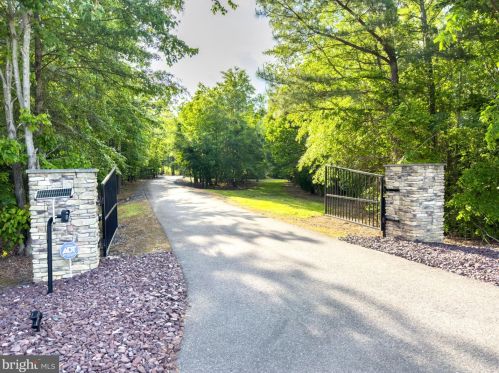18248 Carrico Mills Rd, Stevensburg, VA 22741-1901