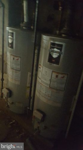 30 Woodland St, Trenton NJ 08610-6147 exterior