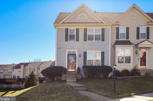 3831 Koval Ln, Woodbridge, VA 22192-7423