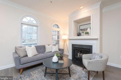 8527 2 Ave, Silver Spring MD 20910-2151 exterior