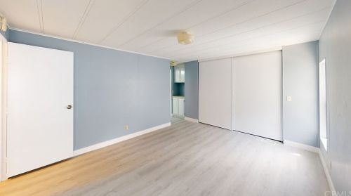 330 Magpie Ln, Santa Ana CA  92708-5822 exterior