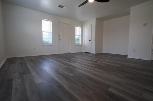 4917 Captains Pl, Garland TX  75043-6766 exterior