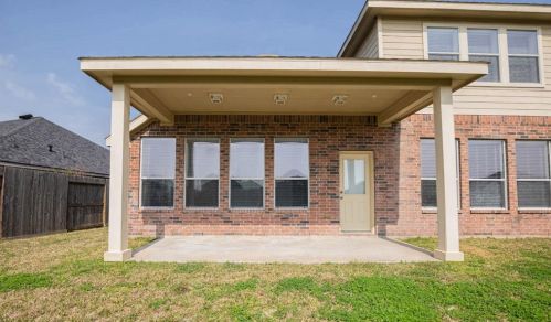 8830 High Ridge Ln, Richmond TX  77469-4975 exterior