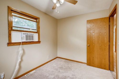 675 Hiawatha Ave, Saint Paul MN  55127-5116 exterior