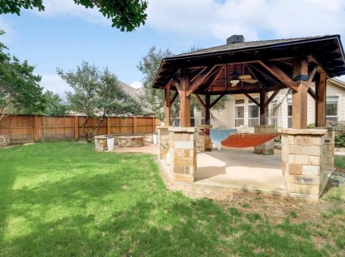 1600 Mdw Ave, Argyle TX 76226-6628 exterior