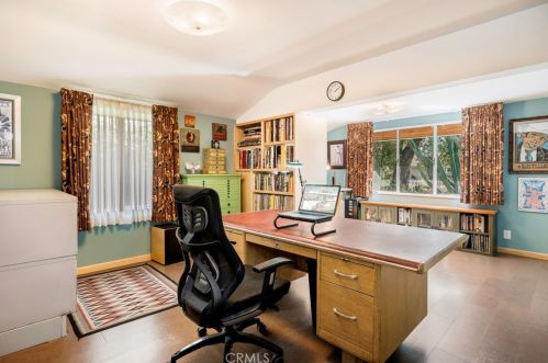 1107 Riviera Dr, Santa Ana CA 92706-1841 exterior