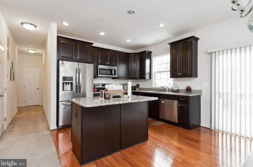 8030 Woodholme Cir, Riviera Beach, MD 21122-1018