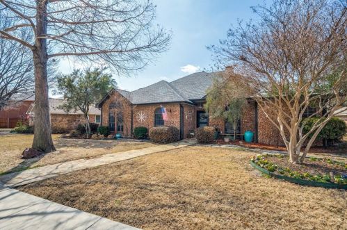 1111 Pawnee Trl, Carrollton, TX 75007-6210