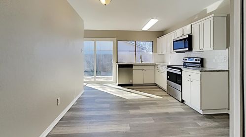 2919 Rayswood Dr, Carrollton TX 75007-5754 exterior