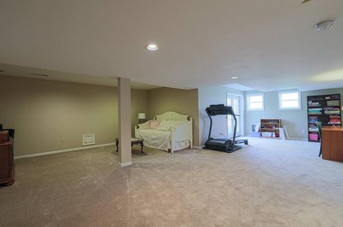 2359 Heather Hill Blvd, Cincinnati OH  45244-2666 exterior