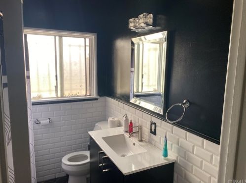 1410 Broadacres Ave, Compton, CA 90220-4542