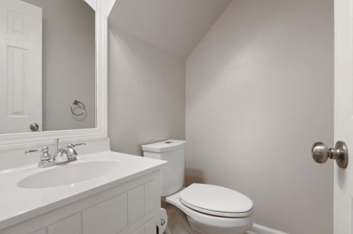 1213 Haven Brook Way, Atlanta GA  30319-2673 exterior