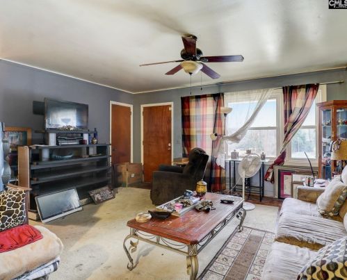 1517 Gambrell St, Cayce-West Columbia, SC 29169-5901