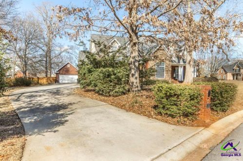 112 Harley Dr, Kathleen, GA 31047-2568