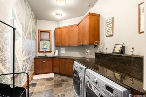 15421 Fairway Dr, Denver CO  80022-5221 exterior