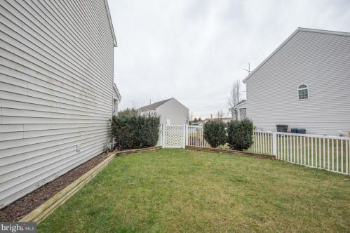 600 Fox Ridge Ln, Lebanon PA 17042-7692 exterior