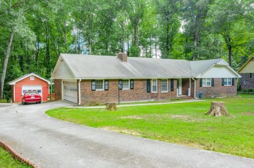 3265 Lamplighter Ter, Lithonia, GA 30078-3820