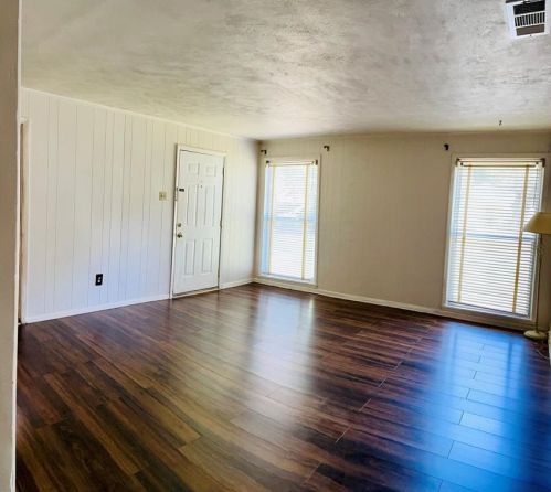 4100 Carnation Ave, Fort Worth TX  76111-6605 exterior