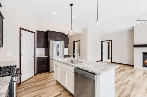 11069 Polk St, Minneapolis, MN 55434-2962