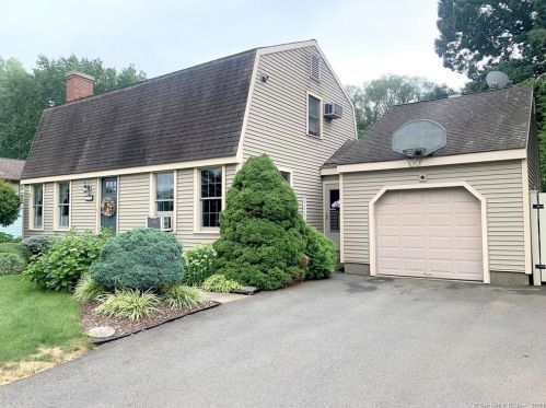 11 Lori Ann Ln, Kensington, CT 06037-2254