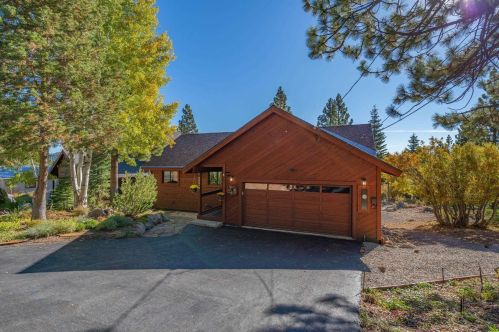 12679 Stockholm Way, Truckee, CA 96161-6917