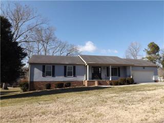 165 Mortons Lake Rd, Manchester, TN 37355-2984