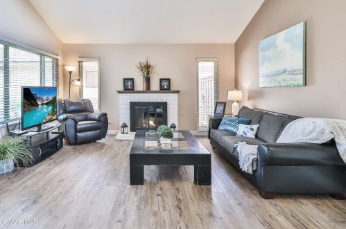 750 Nandina Ct, Oxnard, CA 93036-1910