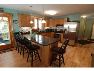 81 Cottonwood Trl, Laconia, NH 03249-6715