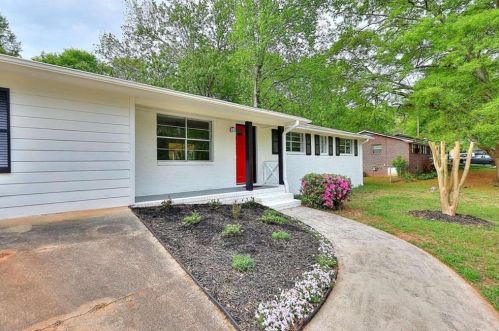 10155 Starr St, Porterdale, GA 30014-3732