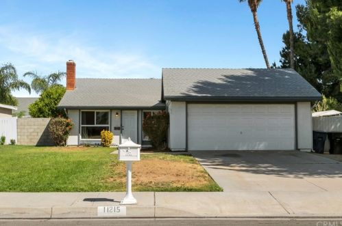 11215 Cameron Dr, Riverside, CA 92505-3415