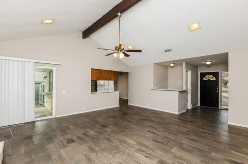 3305 Lawndale Ave, Fort Worth TX  76133-3107 exterior