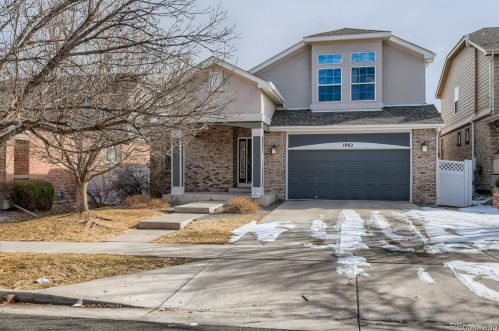 1082 Spruce St, Denver, CO 80230-7094