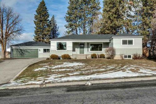 5345 Fairmount Pl, Spokane, WA 99205-5939