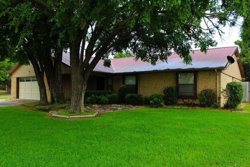 406 Lakeview Ave, Healdton, OK 73438-3246