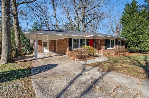 2978 Belaire Cir, Atlanta GA  30340-3237 exterior