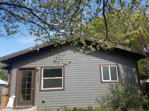 1203 20th Ave, Yakima, WA 98902-1287