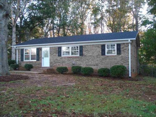 248 Sequoia Dr, Spartanburg, SC 29306-6118