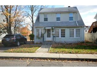 6 Plymouth Ave, Norwalk, CT 06851-3622