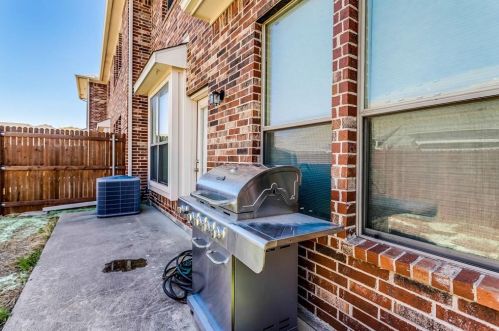 3649 Vienna St, Irving TX 75038-8461 exterior