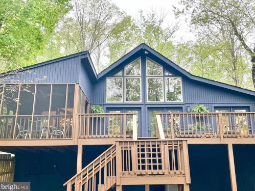 269 Pathfinder Ln, Hedgesville, WV 25427-5339