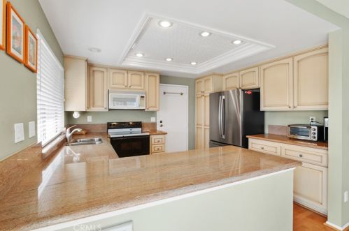 33572 Divers Ct, Dana Point, CA 92629-1814