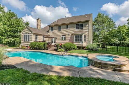 16 Addison Ave, Montgomery, NJ 08502-5109