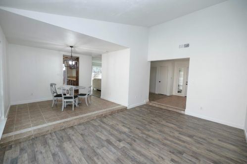 1733 Groveton Way, Modesto, CA 95355-1903