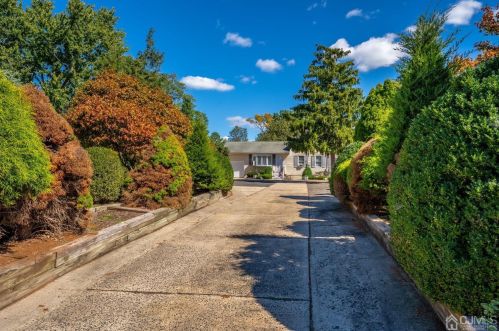 41 Justice St, Piscataway NJ  08854-5425 exterior