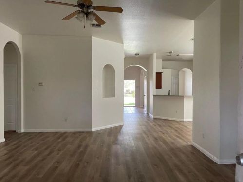 205 Ferrule Dr, Uhland TX  78640-8008 exterior