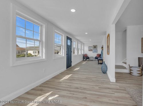 113 New Jersey Ave, Lavallette NJ 08735-2533 exterior