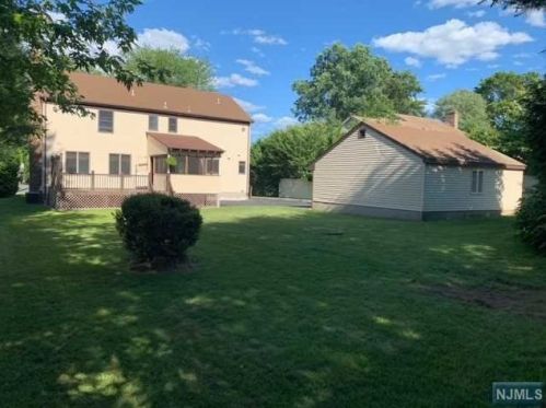 14 High St, Mahwah, NJ 07430-3117